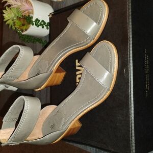 Frye brielle Sandals